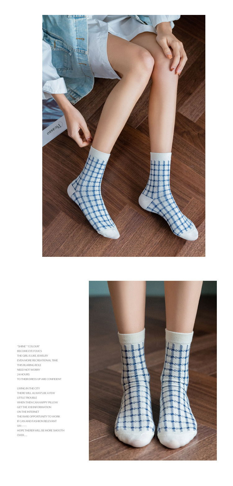 Fashion Blue Plaid Middle Tube Socks Wholesale Nihaojewelry display picture 2
