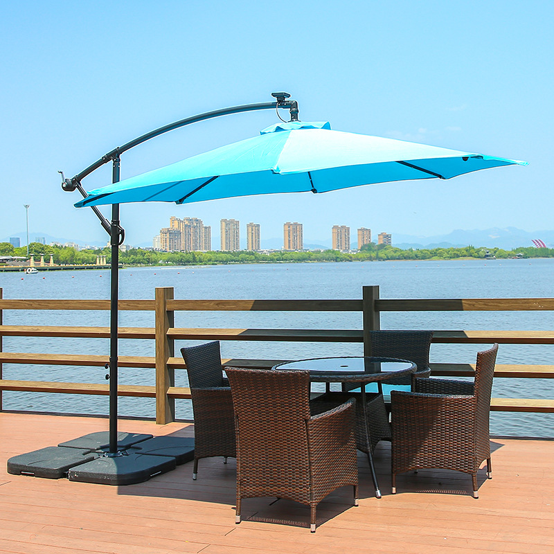 Travel umbrella with light