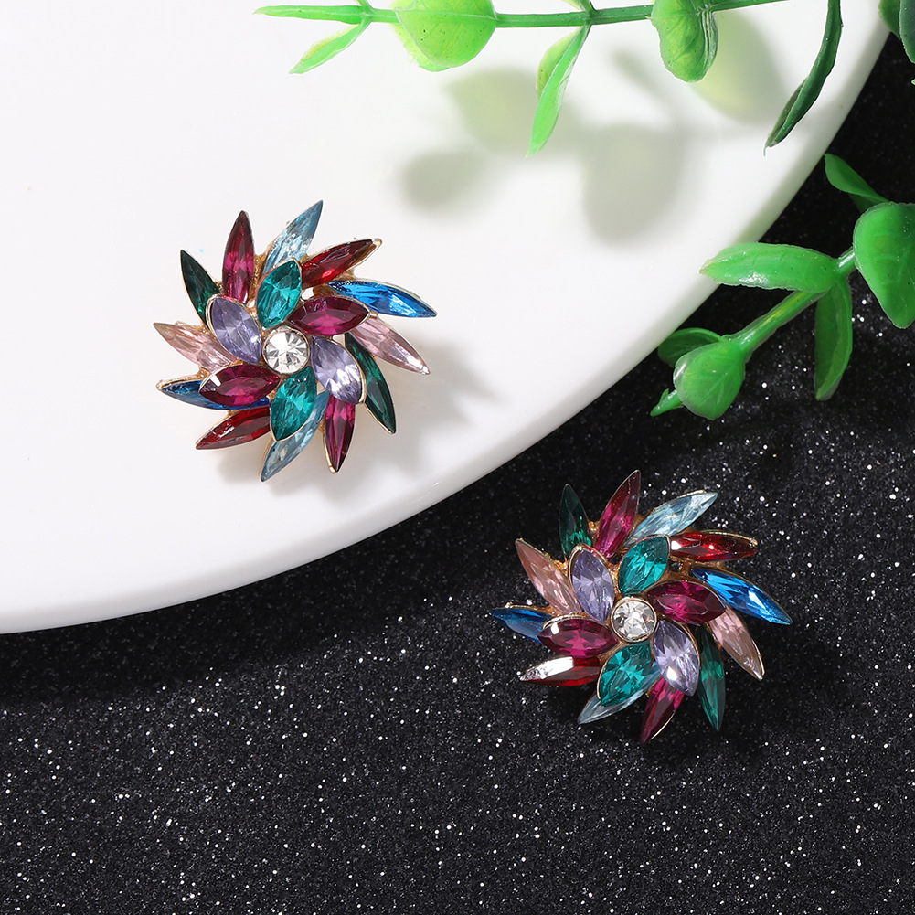 Wild Exaggerated Windmill Style Earrings Full Of Diamonds Creative Fashion Super Flash Acrylic Earrings Catwalk Jewelry Wholesale Nihaojewelry display picture 8