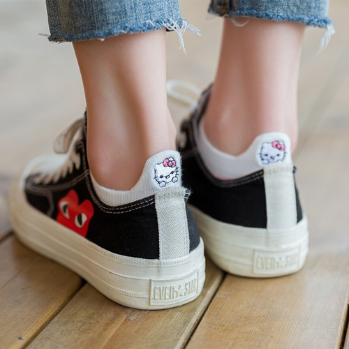 2020 Spring and Summer New Socks Women's Cotton Boat Socks Women's Trendy Japanese Embroidered Cartoon Invisible Socks Manufacturer Wholesale