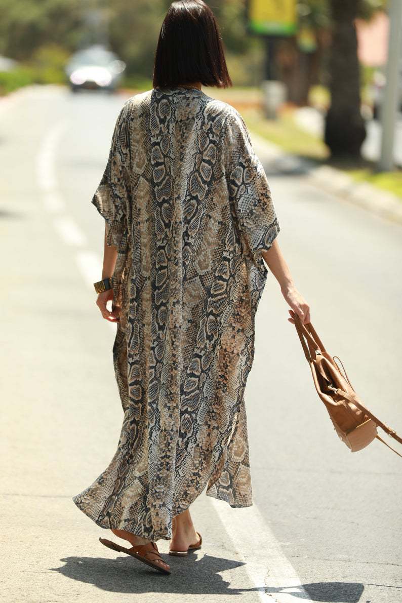 New Snake Print Robe Sun Protection Cardigan Beach Blouse Wholesale Nihaojewelry display picture 15