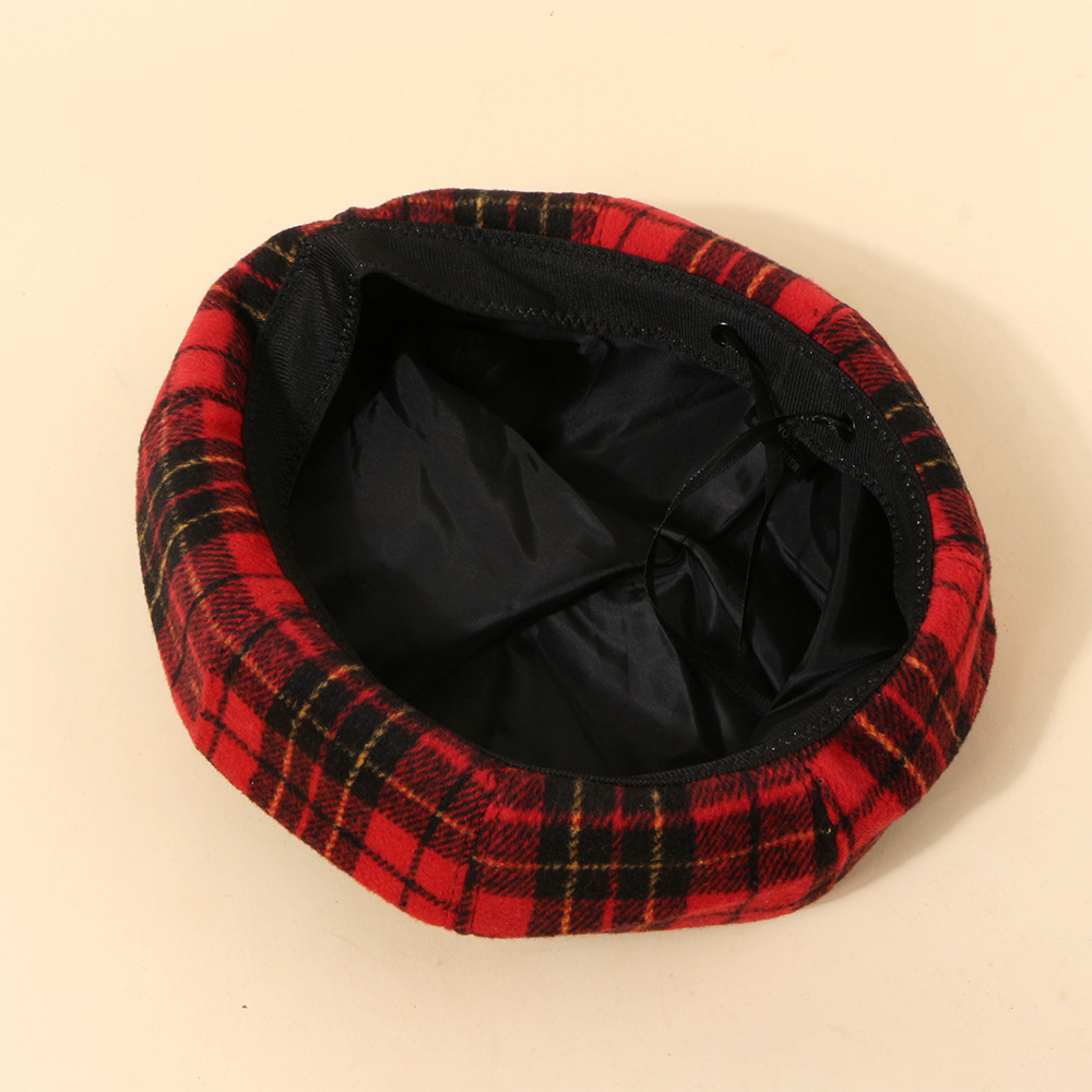 Hot Selling Fashion Retro Plaid Woolen Women's Fashion All-match Octagonal Beret display picture 8