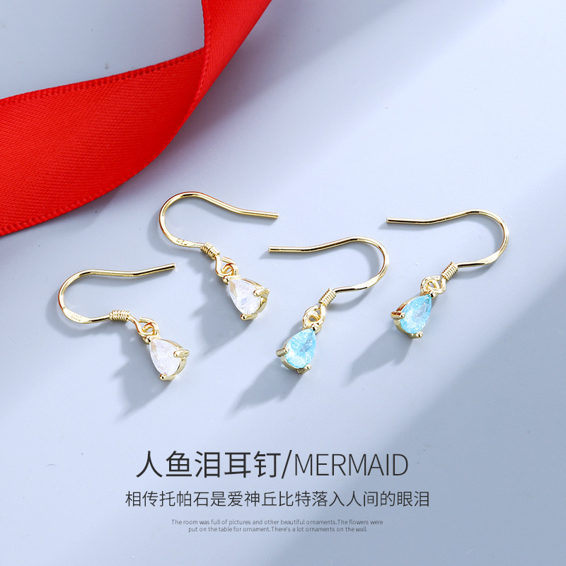 Fashionable elegant short earrings with zircon drop-shaped