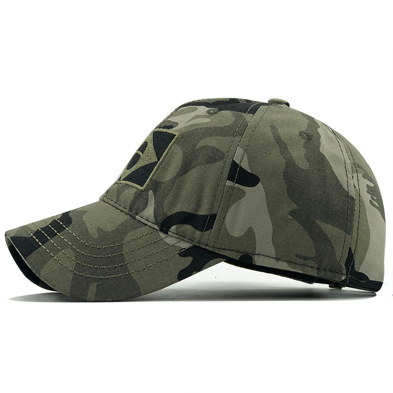 Unisex Fashion Camouflage Embroidery Curved Eaves Baseball Cap display picture 2