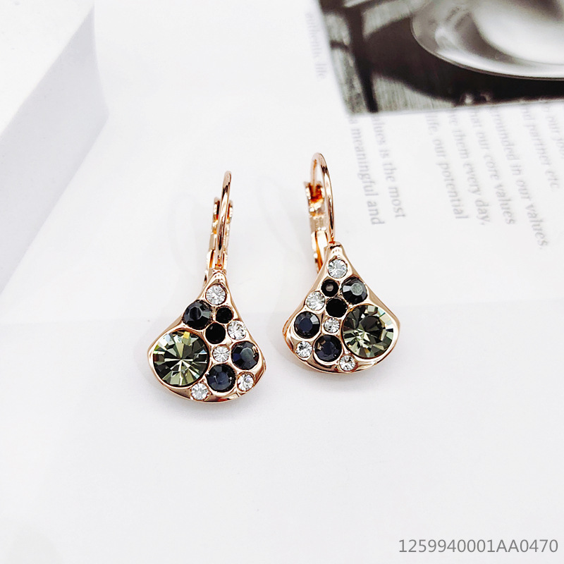 Korea Fashion Wild Earrings display picture 1