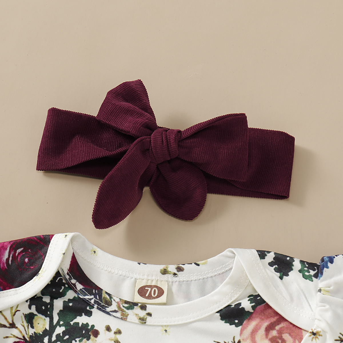 Fashion Flower Bow Knot Button Girls Clothing Sets display picture 3