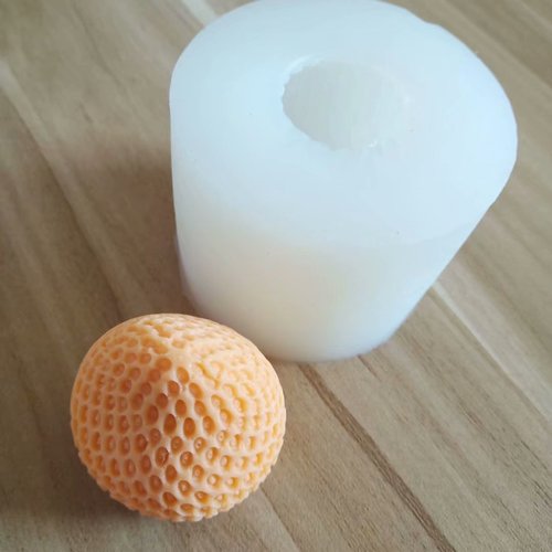 4-in-1 strawberry shaped cake decorating mold for large and small sizes, handmade soap fragrance plaster silicone mold 