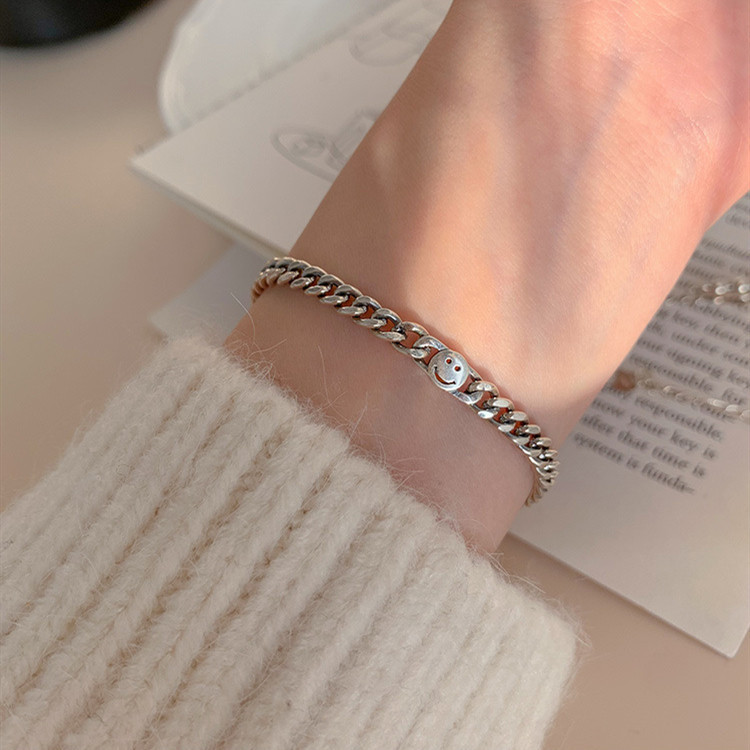 【S2】Chain smiley face bracelet