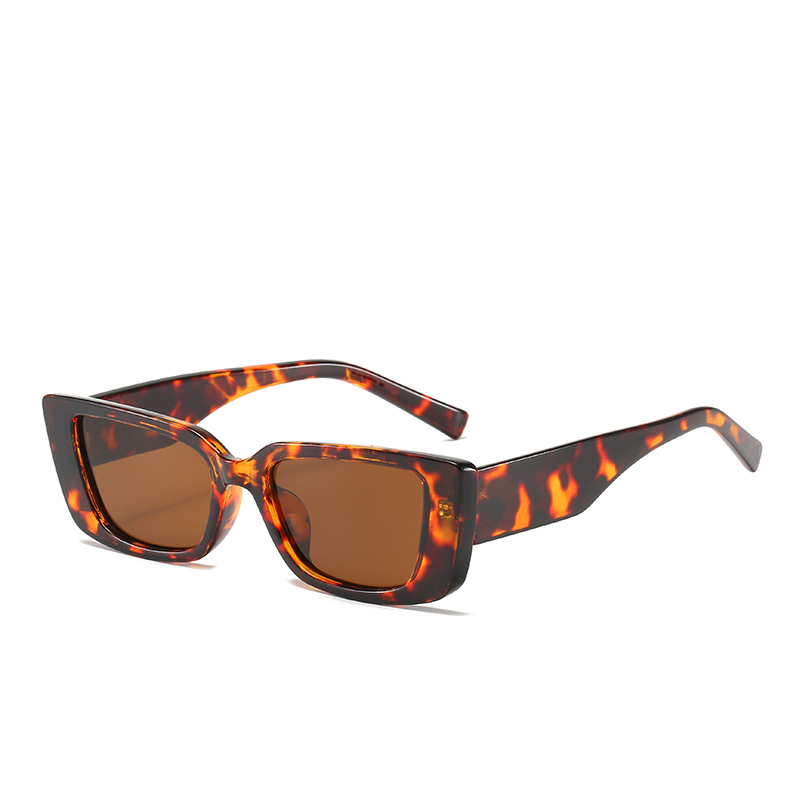 Nueva caja ojo de gato transfronterizo gafas de sol europeas y americanas hombres y mujeres ins Street shot retro gafas de sol personalizadas fabricante