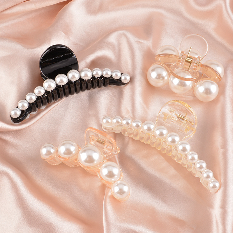 Pearl Large Hair Catch Clip display picture 1