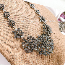 Viennois�����A ���l�r��Ů���n�溆�s���b�朰ٴ��� V030812A