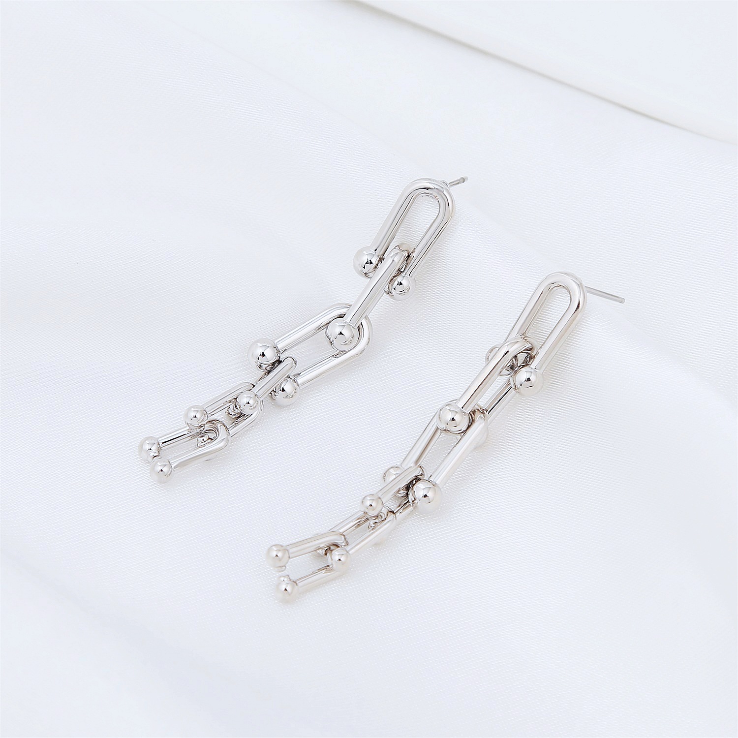 Metal Geometric Irregular Pattern Long Earrings display picture 10