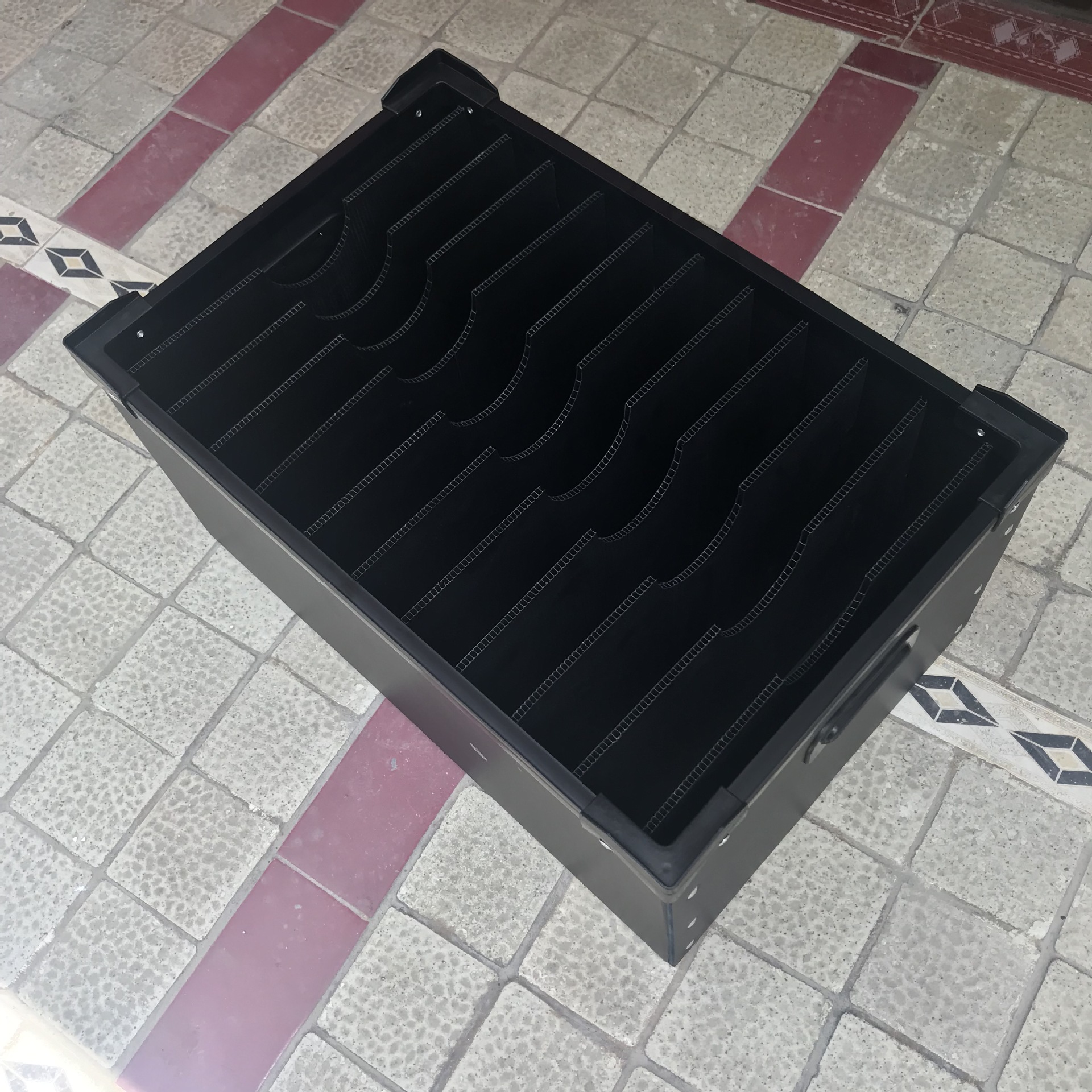 黑色静电中空板周转箱 黄色灰色红色带刀卡塑胶空心板骨架箱定制