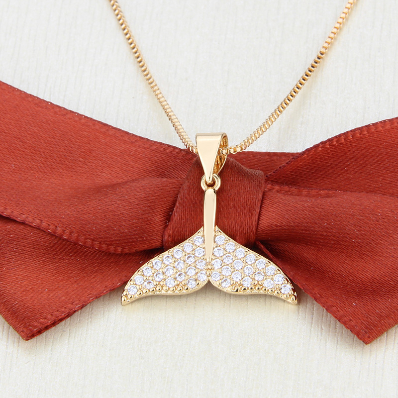 Fish Tail Pattern Inlaid Zirconium Fishtail Gold-plated Earrings Necklace Set