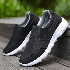 Old Beijing cloth shoes for couples, elderly shoes, soft-soled casual sports shoes, soft-soled single shoes, middle-aged and elderly walking shoes