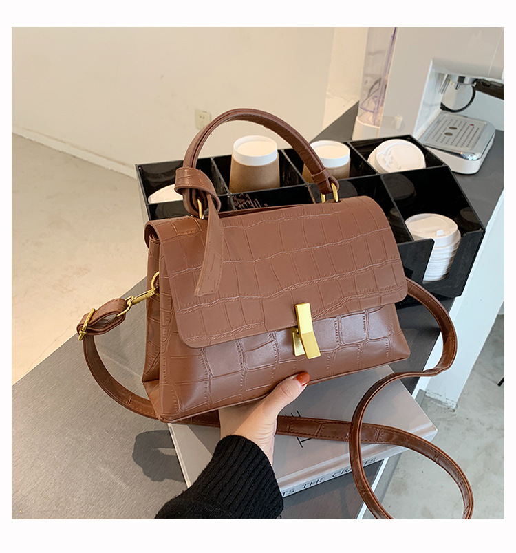 Bag Women's New Fashion Shoulder Handbag Internet Celebrity Crossbody Bag For Fall/winter All-matching Western Style display picture 3
