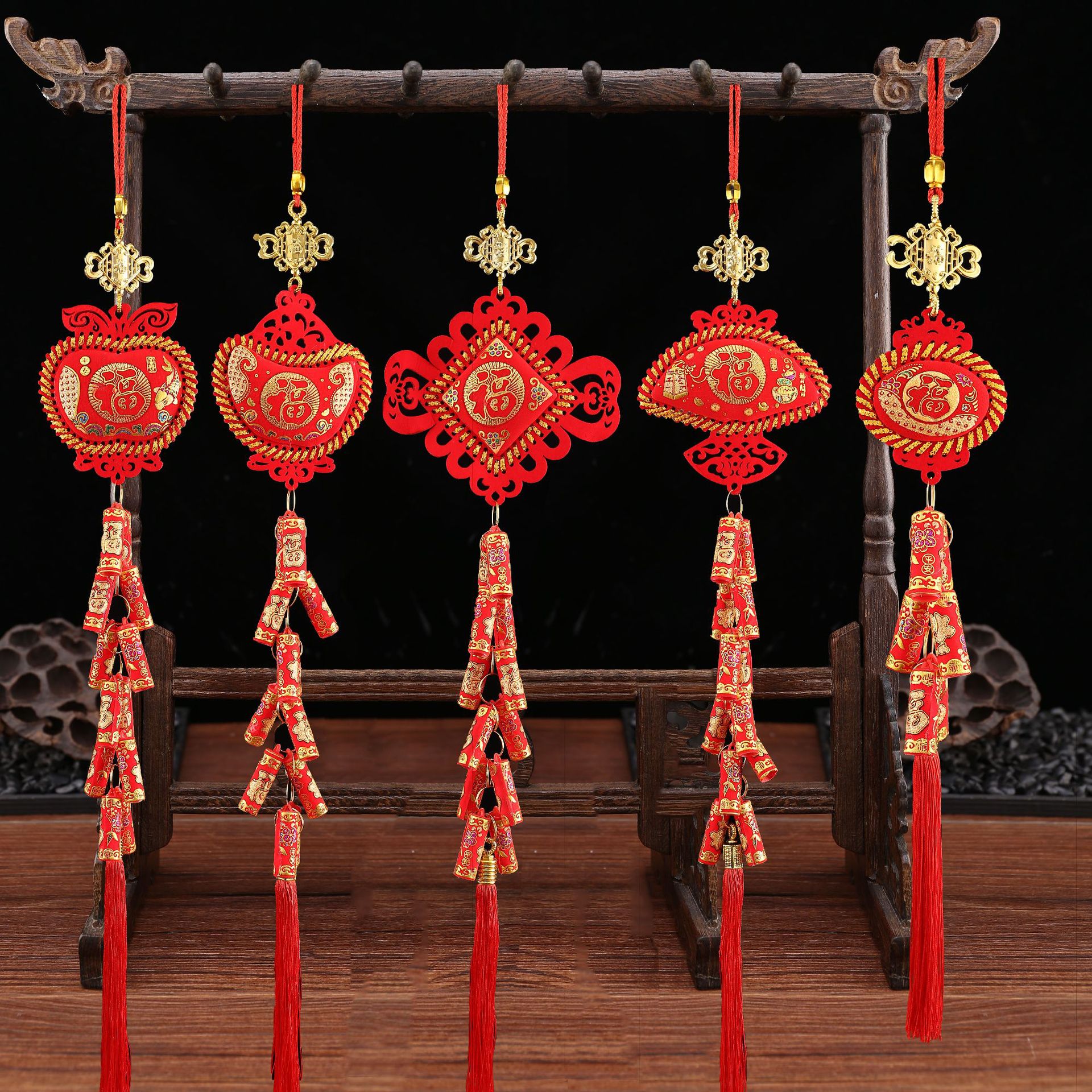 创意新款植绒灯笼串福袋辣椒串挂饰福包鱼串鞭炮挂件新年年货批发