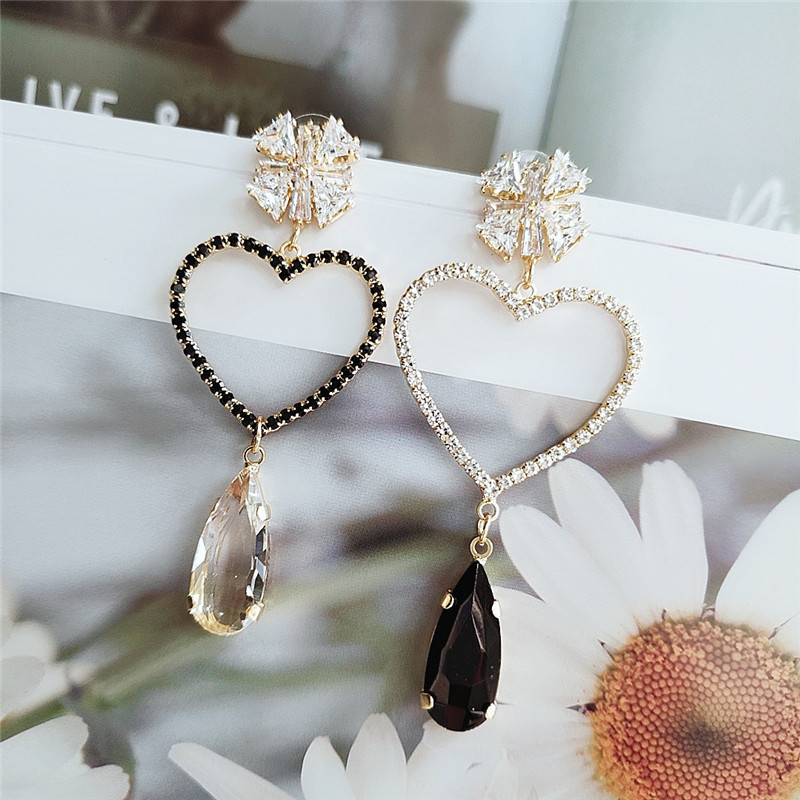 أزياء سبائك الماس أقراط جديد الاتجاه الرجعية الحب الأقراط الجملة Nihaojewelry display picture 3
