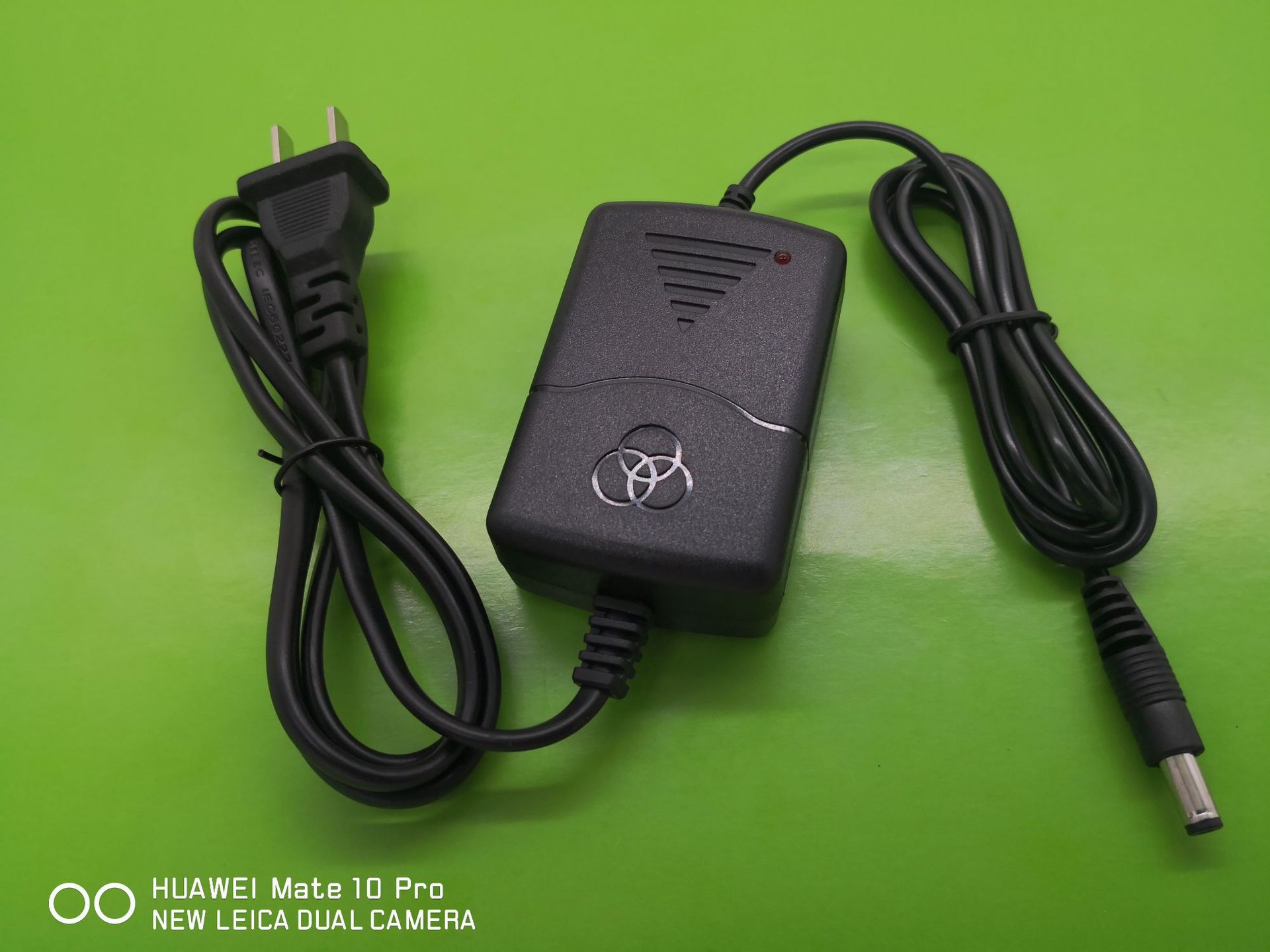 安防监控电源 摄像机电源 双出线桌面电源 5V1A桌面电源