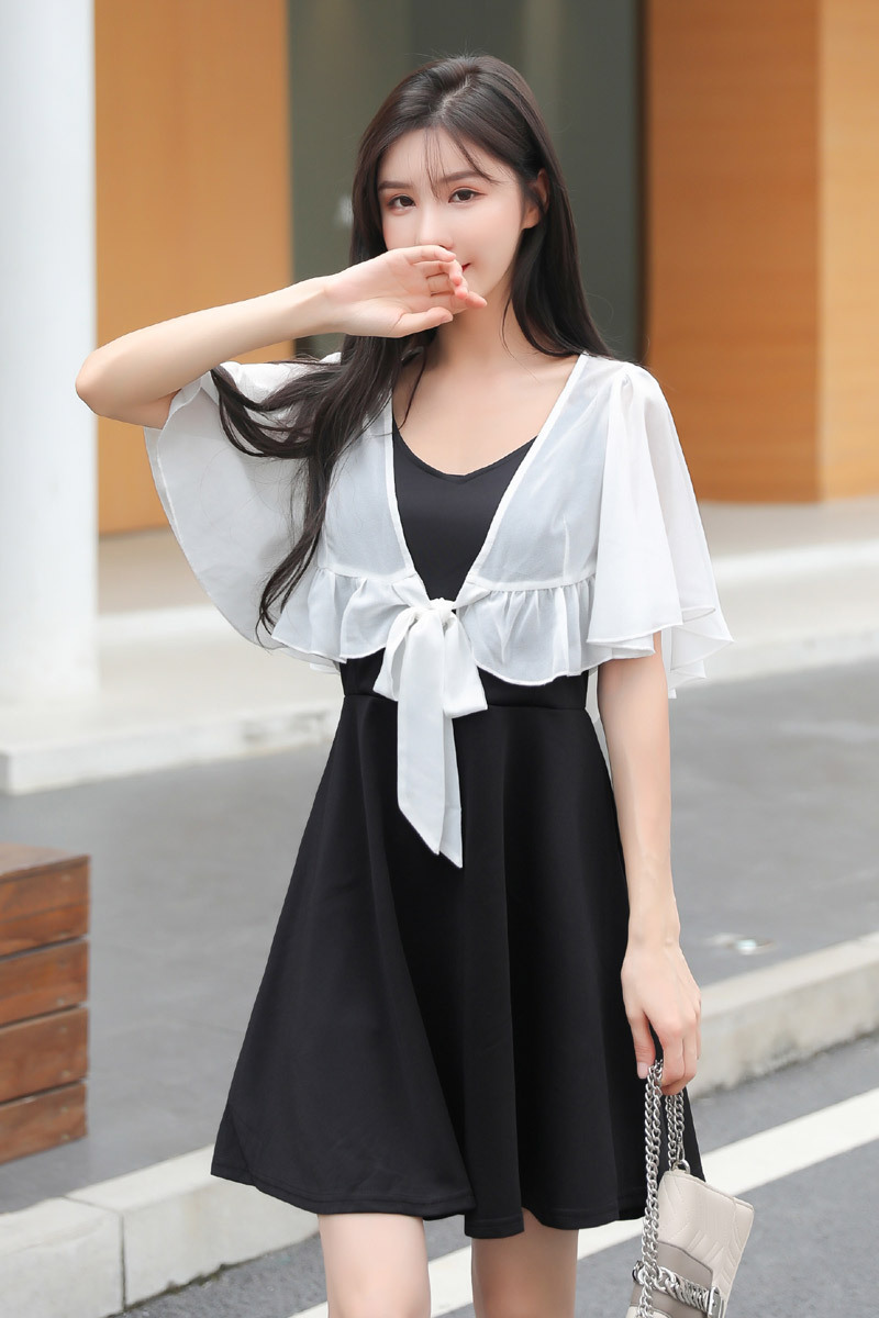 7700白1.jpg