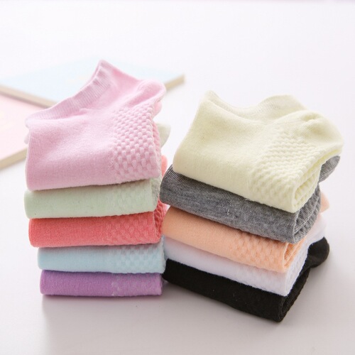 Cotton socks, women's candy-colored socks, massage bottom shallow socks, men's and women's boat socks, solid color invisible socks, street stall wholesale