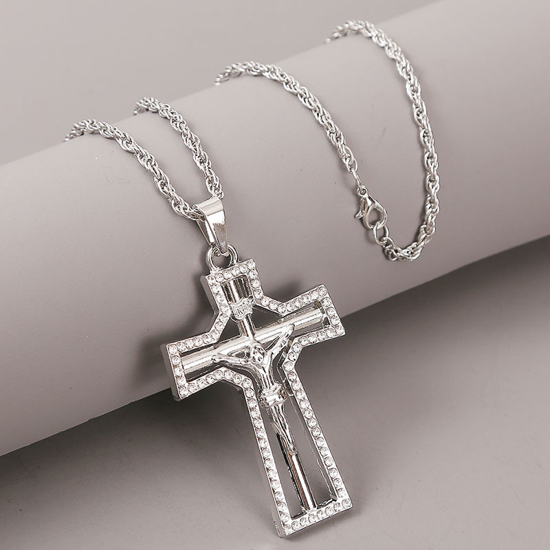 Creative Exaggerated Long Geometric Cross Item Hip Hop Chain Trend Pendant Jewelry Wholesale Nihaojewelry display picture 8