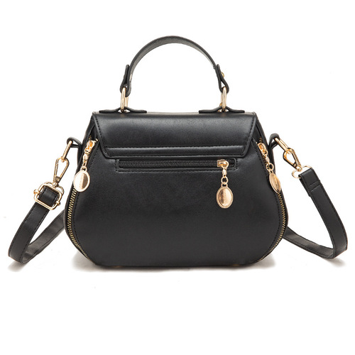 Manufacturer wholesale women's bag  autumn new fashion bucket bag embroidered bag cover type shoulder crossbody bag on behalf of