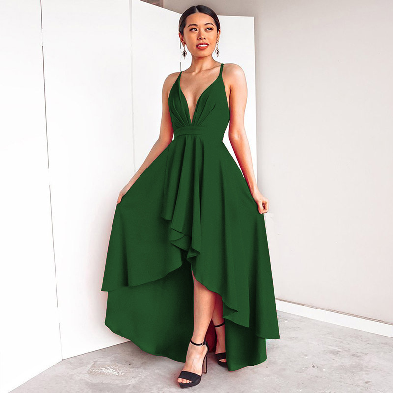 Sexy Backless V-neck Plus-size Party Dress With Straps And Large Hem_voghion.com