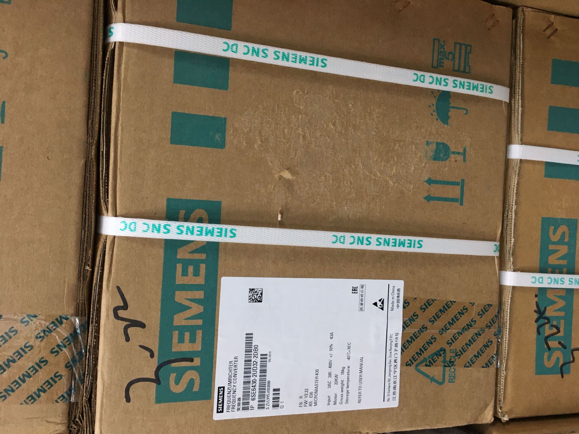 6SE6430-2UD32-2DB0西门子风机水泵变频器6SE64302UD322DB0