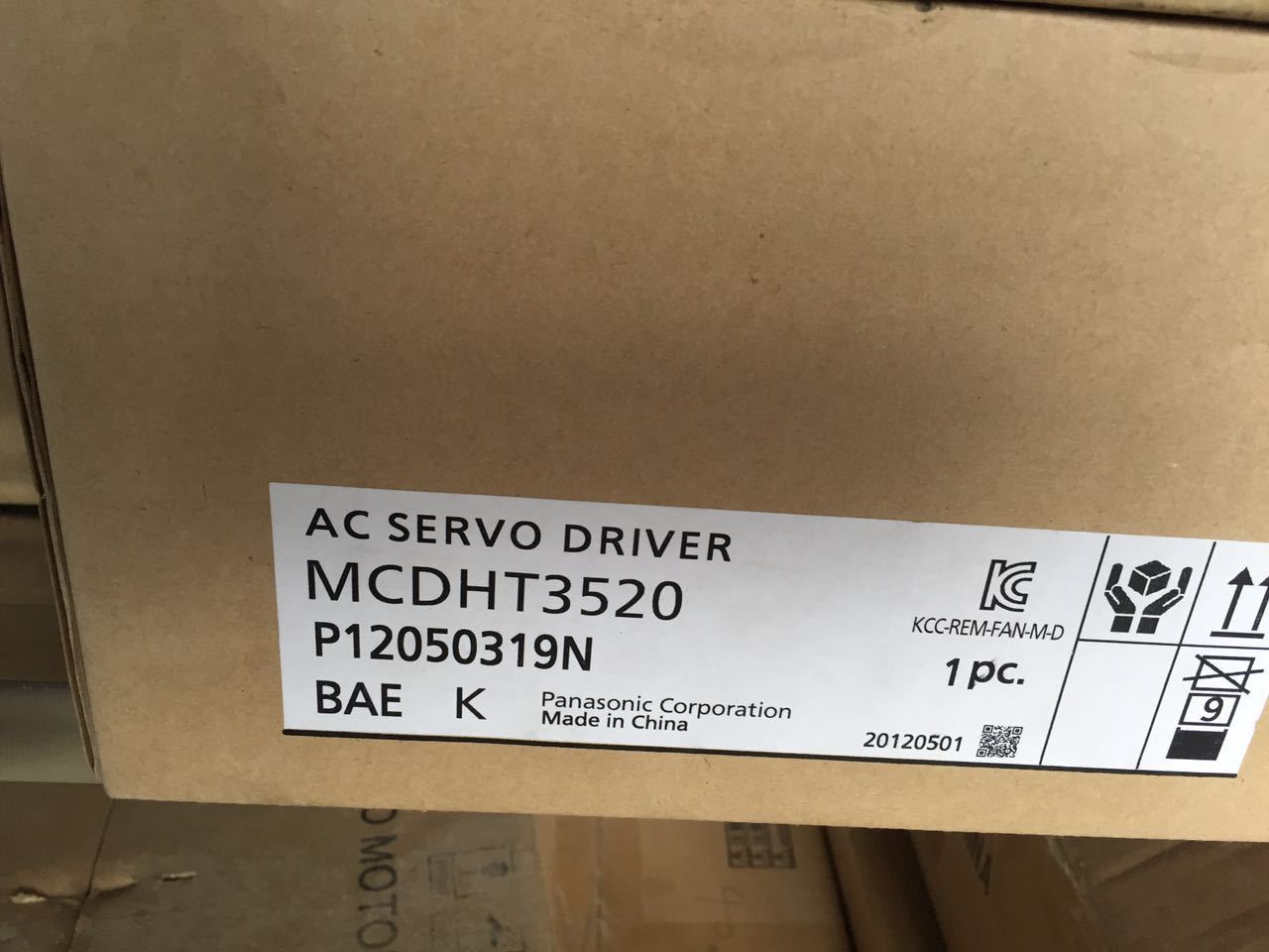 松下750w伺服驱动器MCDHT3520/MCDHT3520E电机MSMD/MHMD082G1U/1C