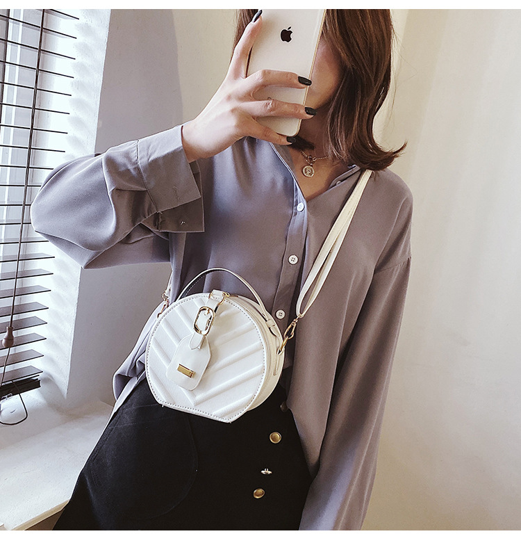 Petit Sac Rond display picture 42