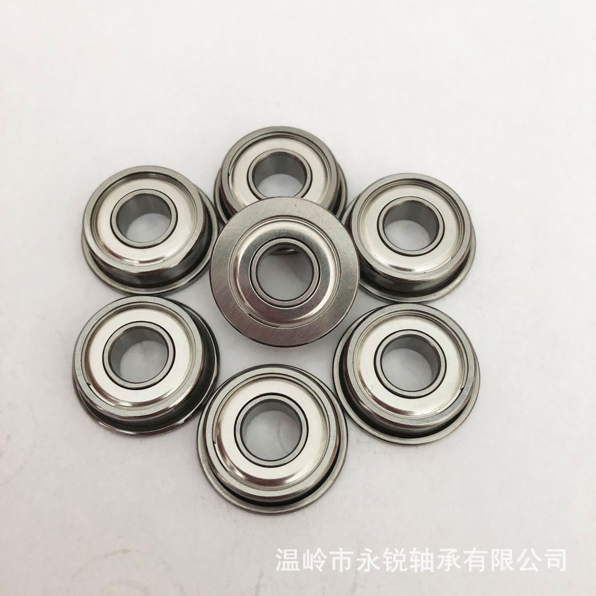 高速微型深沟球 电机法兰杯士轴承F698ZZ RF-1980ZZ 尺寸8*19*6mm