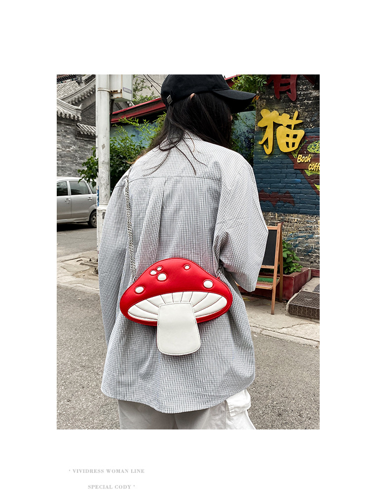 652g Weight Polyester Lining Material Zipper Closure Type Single Shoulder Strap Strap Type Circle Bag Bags Type Travel, Street Occasion Pu Leather Material Fruit Pattern All Seasons Season Women's Gender Cute Style Round Shape Red Color Small Size Small Pu Leather Circle Bag Shoulder Bags 10