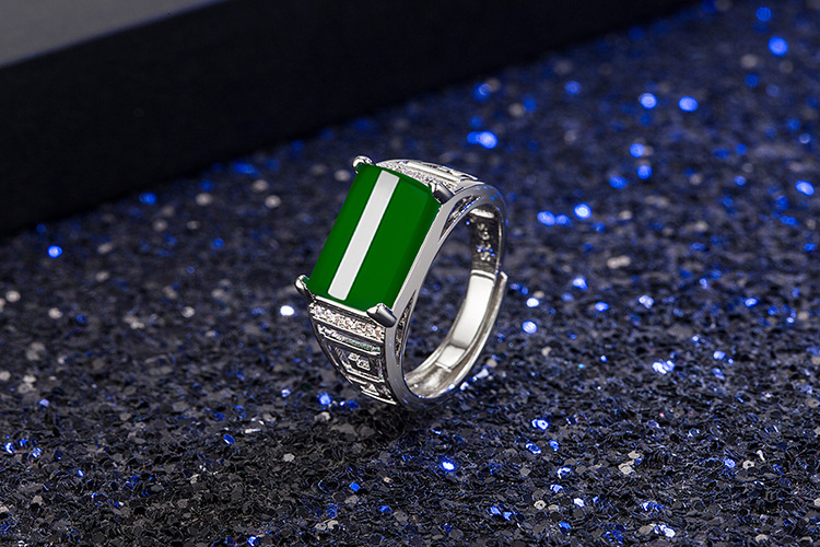 Cross-border Hollow Green Chalcedony Micro-inlaid Zircon Green Agate Ring Jewelry display picture 1