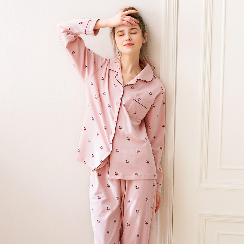 100% pijamas de algodón de las mujeres de primavera y otoño impreso pantalones de manga larga Traje de dos piezas de mediana edad y mayor invierno homewear