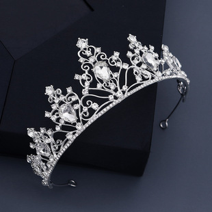 Baroque Alloy Crown European And American Wedding Bridal Jewelry Banquet Performance Headdress Rhinestone Pearl Crown display picture 5