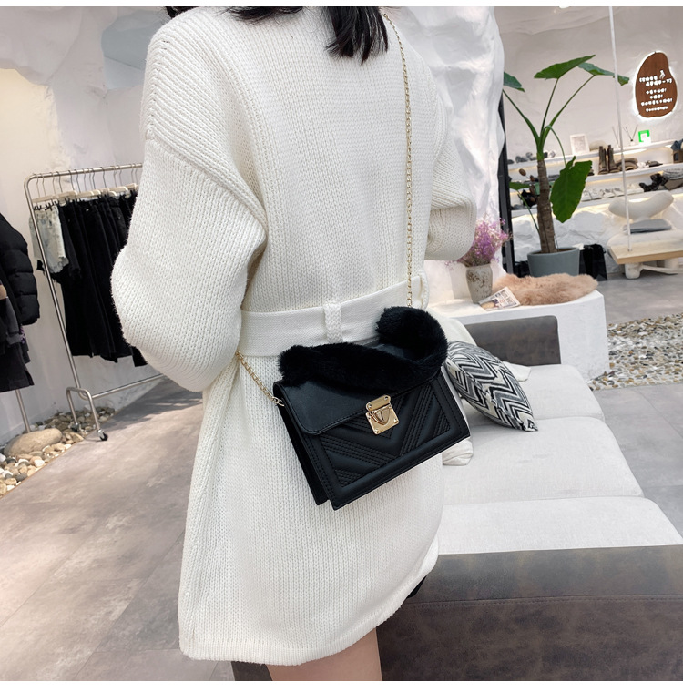 One-shoulder Casual Messenger Small Square Bag display picture 20