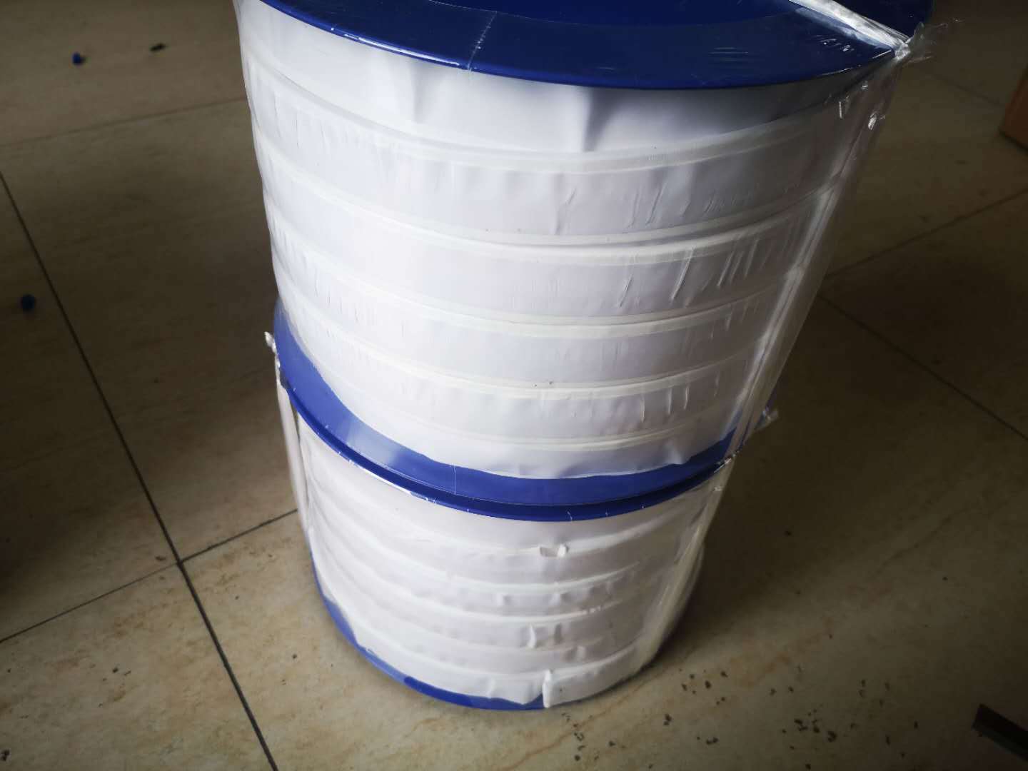 厂家直销四氟弹性带 聚四氟乙烯密封条 膨胀四氟带 PTFE密封带