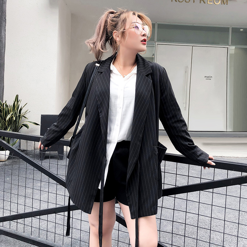 2020欧美大码女装条纹西装胖妹妹200斤加肥加大休闲西装