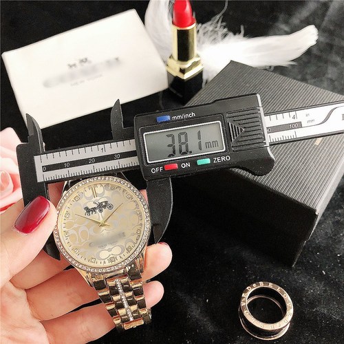 WISH Fashion Hot Selling Trendy Watch Fashion Shell Face Quartz Watch Steel Strap Casual Women's Watch Clock Wholesale