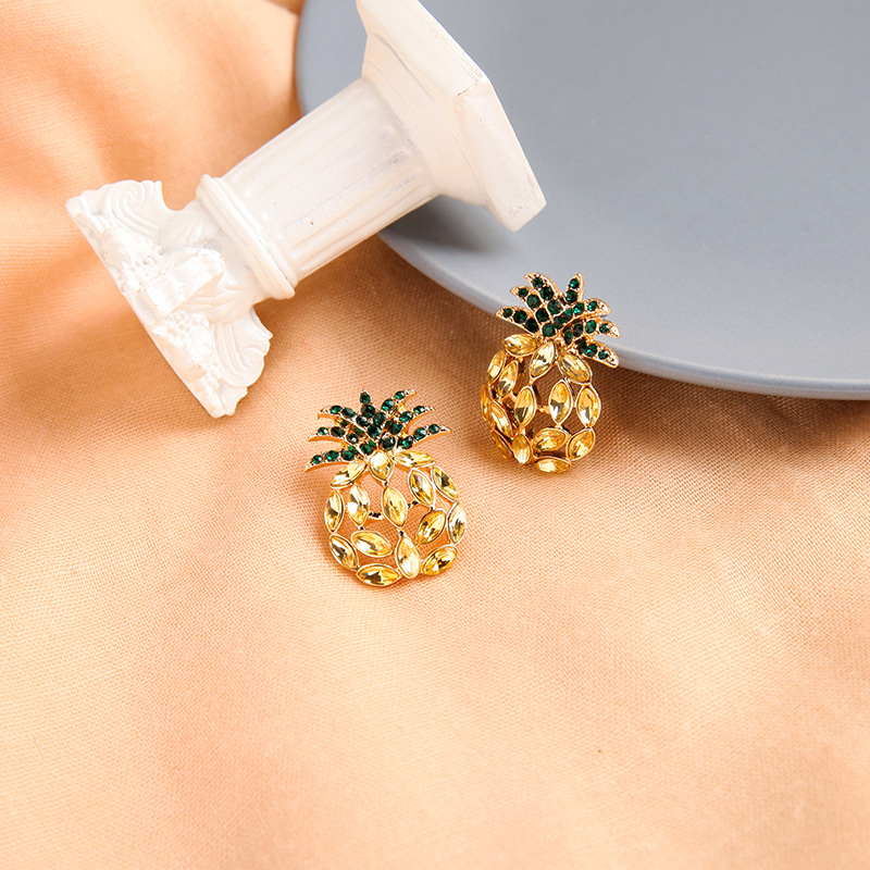 Korean Fashion Diamond 925 Silver Needle Earrings Hollow Design Sense Pineapple Earrings Wholesale Nihaojewelry display picture 3