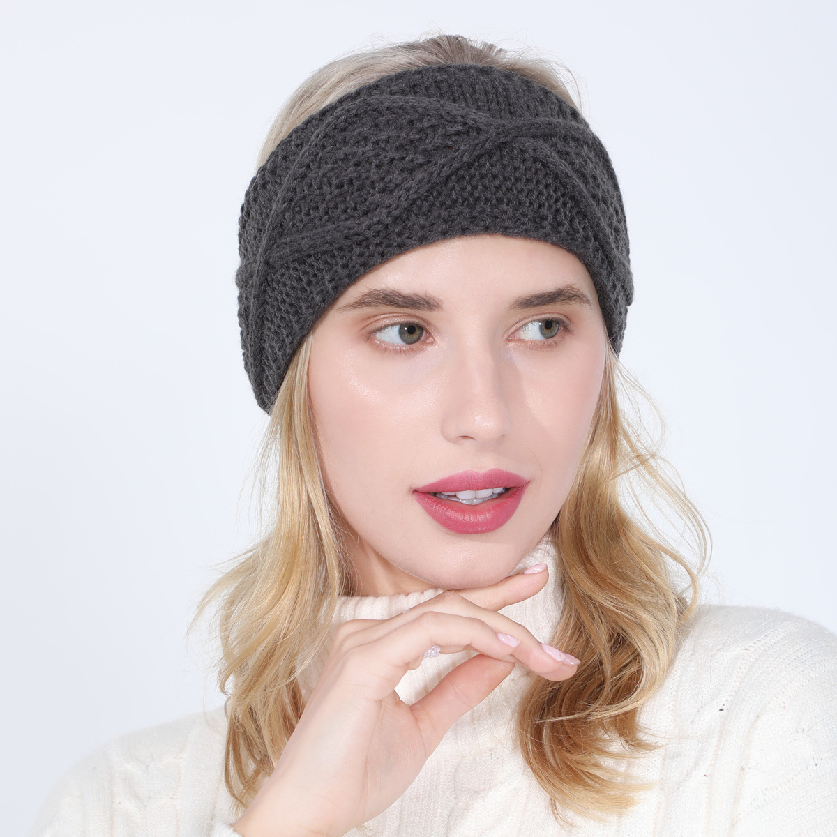 New Autumn and Winter Women's Knitted Face Wash Headcover with Woolen Hairband Aran Diamond High ponytail Hat_voghion.com