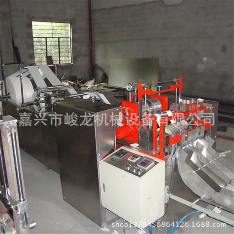 全自动手插式卸妆棉片机，各种方片卸妆棉机，无纺布圆片卸妆棉机