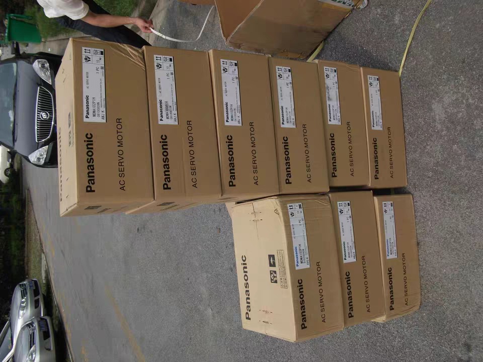 松下1.5kw伺服驱动器MDDHT5540E质保一年全新现货包邮欢迎询价。