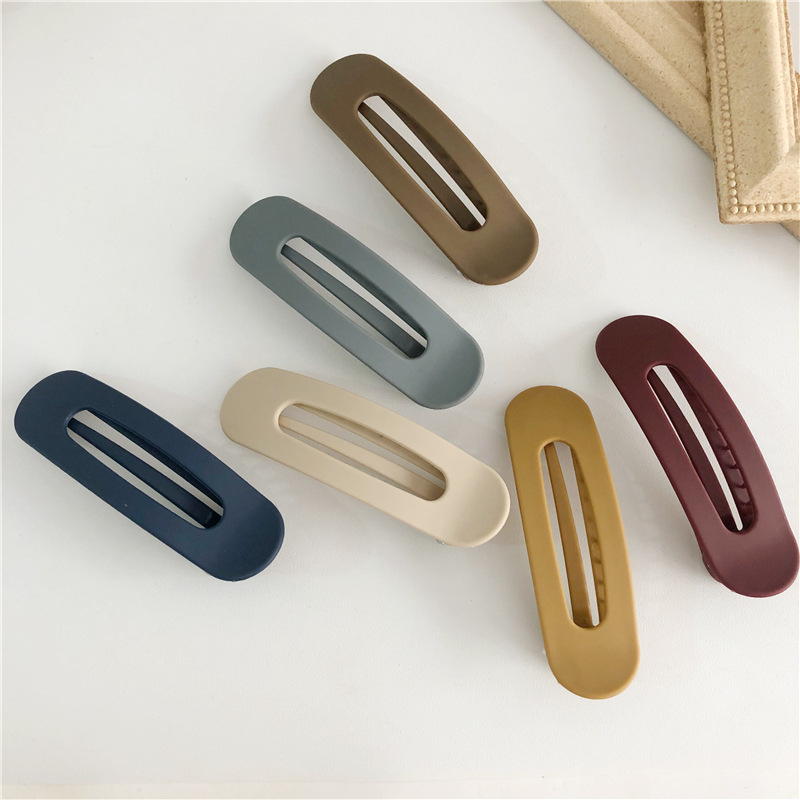 20g Weight Hair Clip Hair Accessories Type Birthday Occasion Plastic Material Solid Color Pattern Women'S Gender Simple Style Style Simple Style Solid Color Plastic Hair Clip 无