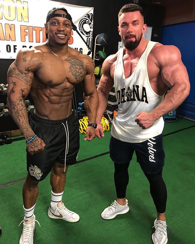 Men's Sports Shorts Breathable Quick Dry Gym Fitness Joggers_voghion.com