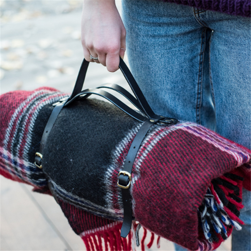 户外野餐皮革捆扎带 野外露营旅行便携毛毯捆绑带 毛毯卷带子