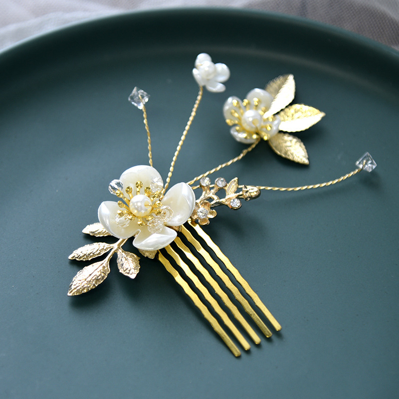 New Bridal Pearl Flower Headwear Hair Comb Wedding Dress Accessories display picture 4