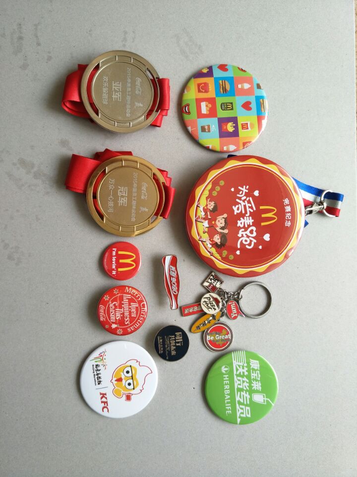 金色徽章马口铁徽章