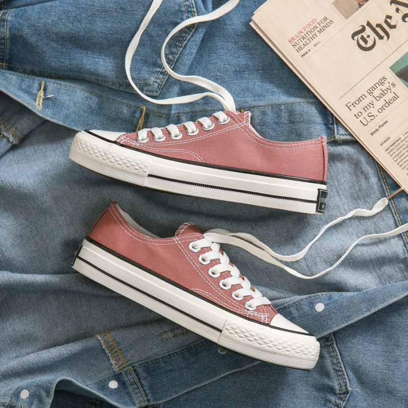 낮은 팸퍼스 도우 샤 레드